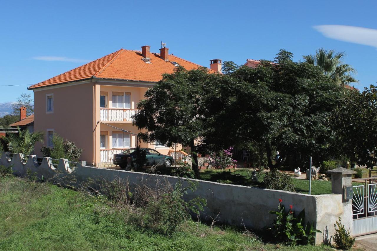 Apartments For Families With Children Privlaka, Zadar - 5747 Eksteriør billede