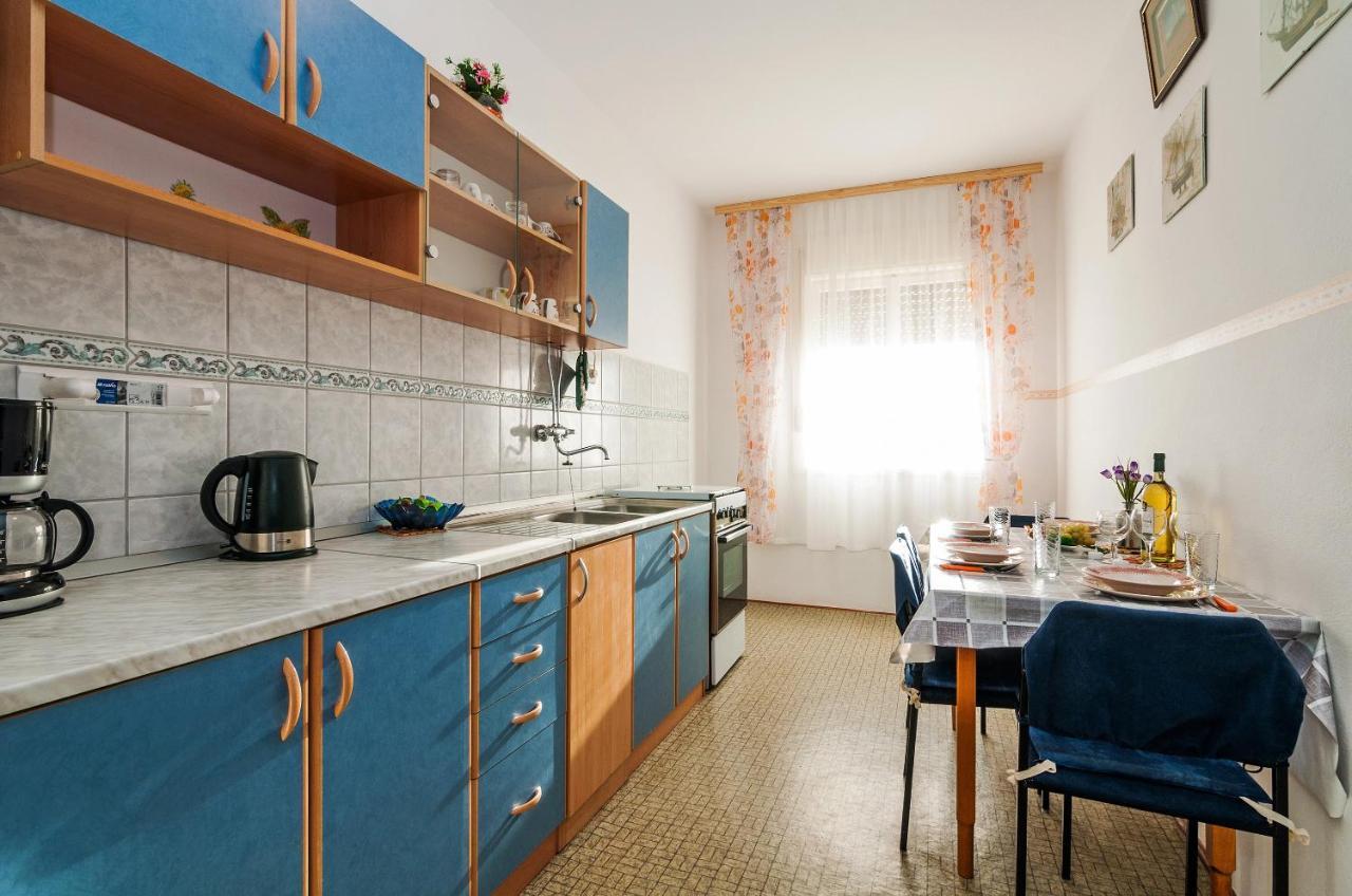 Apartments For Families With Children Privlaka, Zadar - 5747 Eksteriør billede