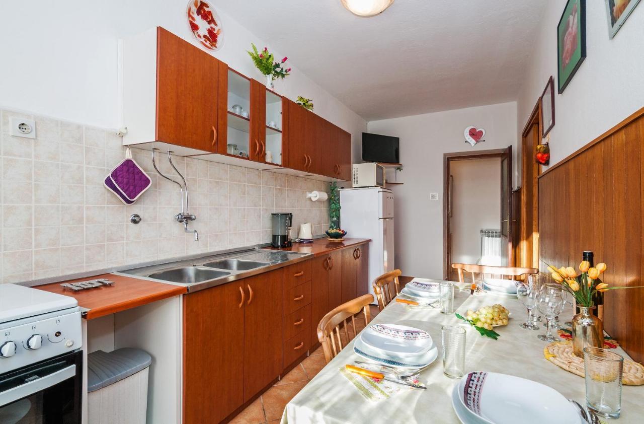 Apartments For Families With Children Privlaka, Zadar - 5747 Eksteriør billede