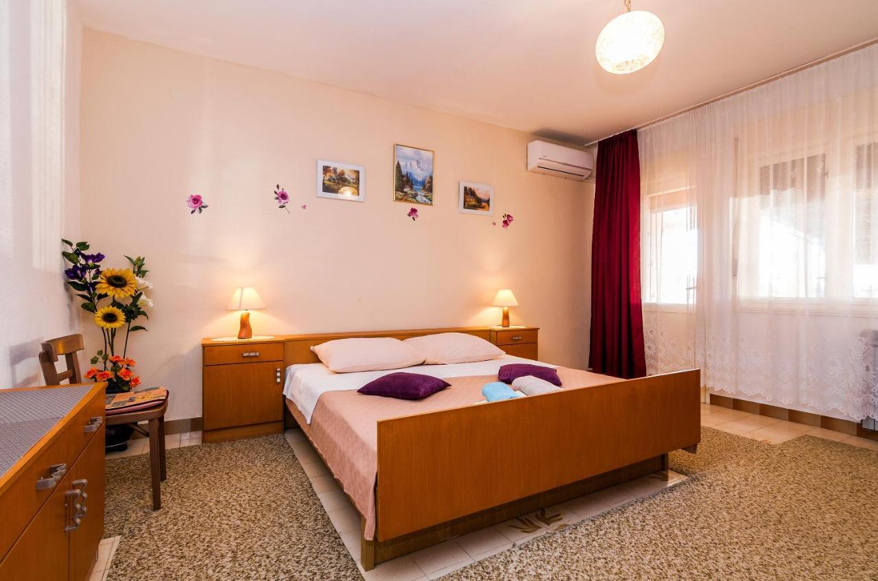Apartments For Families With Children Privlaka, Zadar - 5747 Eksteriør billede